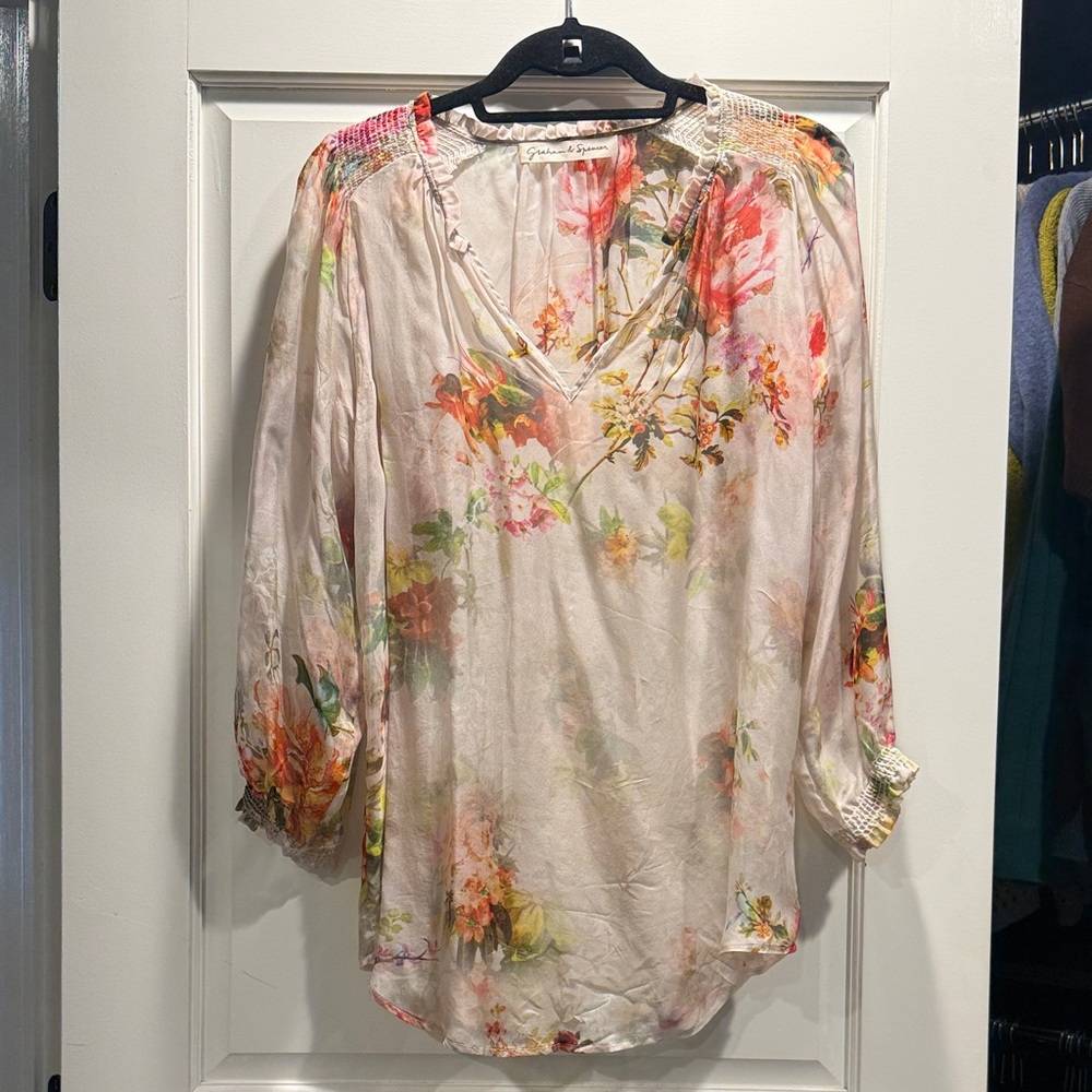 Floral V-Neck Blouse in Cream and Pink